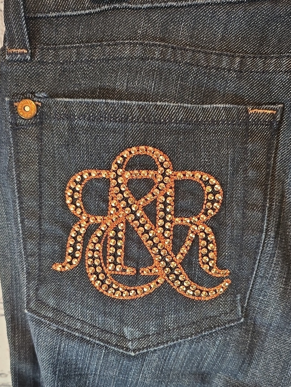 Rock & Republic Dark Wash Women’s Jeans with Embellished Back Pockets Size 27 - Picture 9 of 12